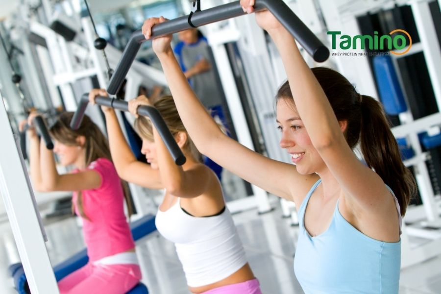 tập gym tăng cân cho nữ